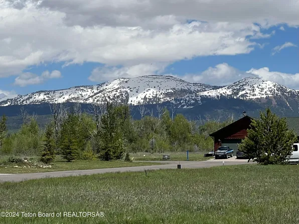 795 Palisade Trl, Driggs, ID 83422
