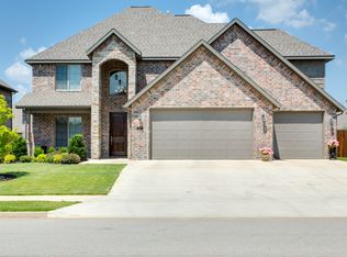 1806 SW Hayfield Ave, Bentonville, AR 72712