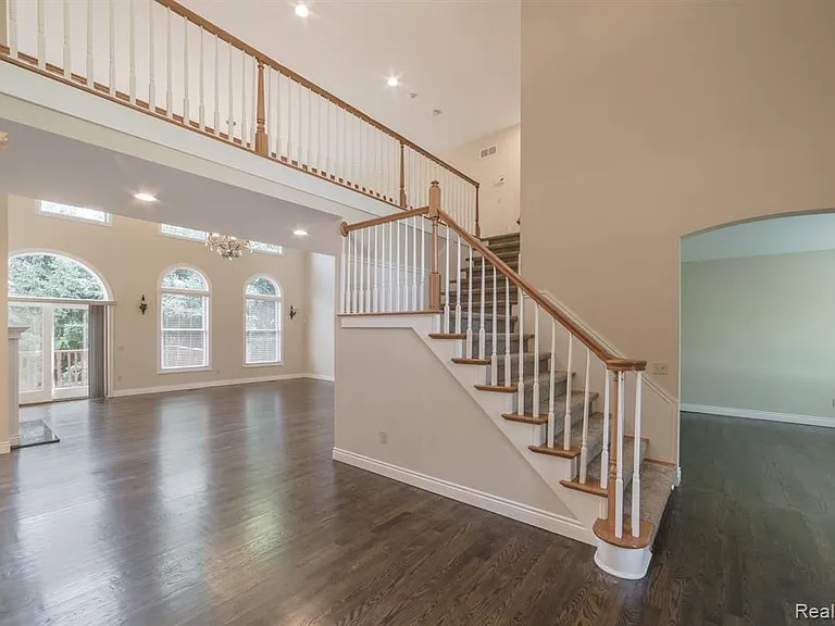 1591 Eagle Trl — Photo 5