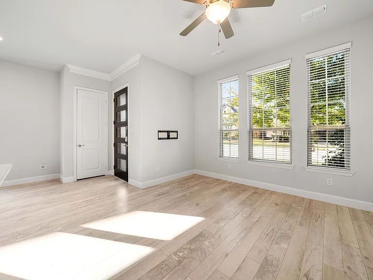 633 Ansley Way — Photo 11