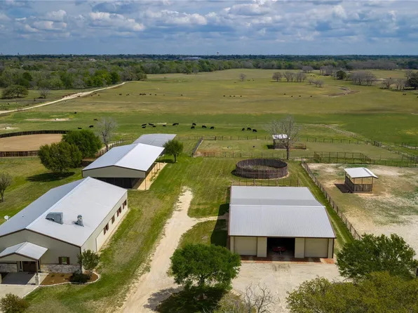 Wolters Rd, Schulenburg, TX 78956