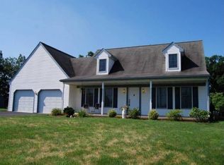 279 Raspberry Rd, Leola, PA 17540