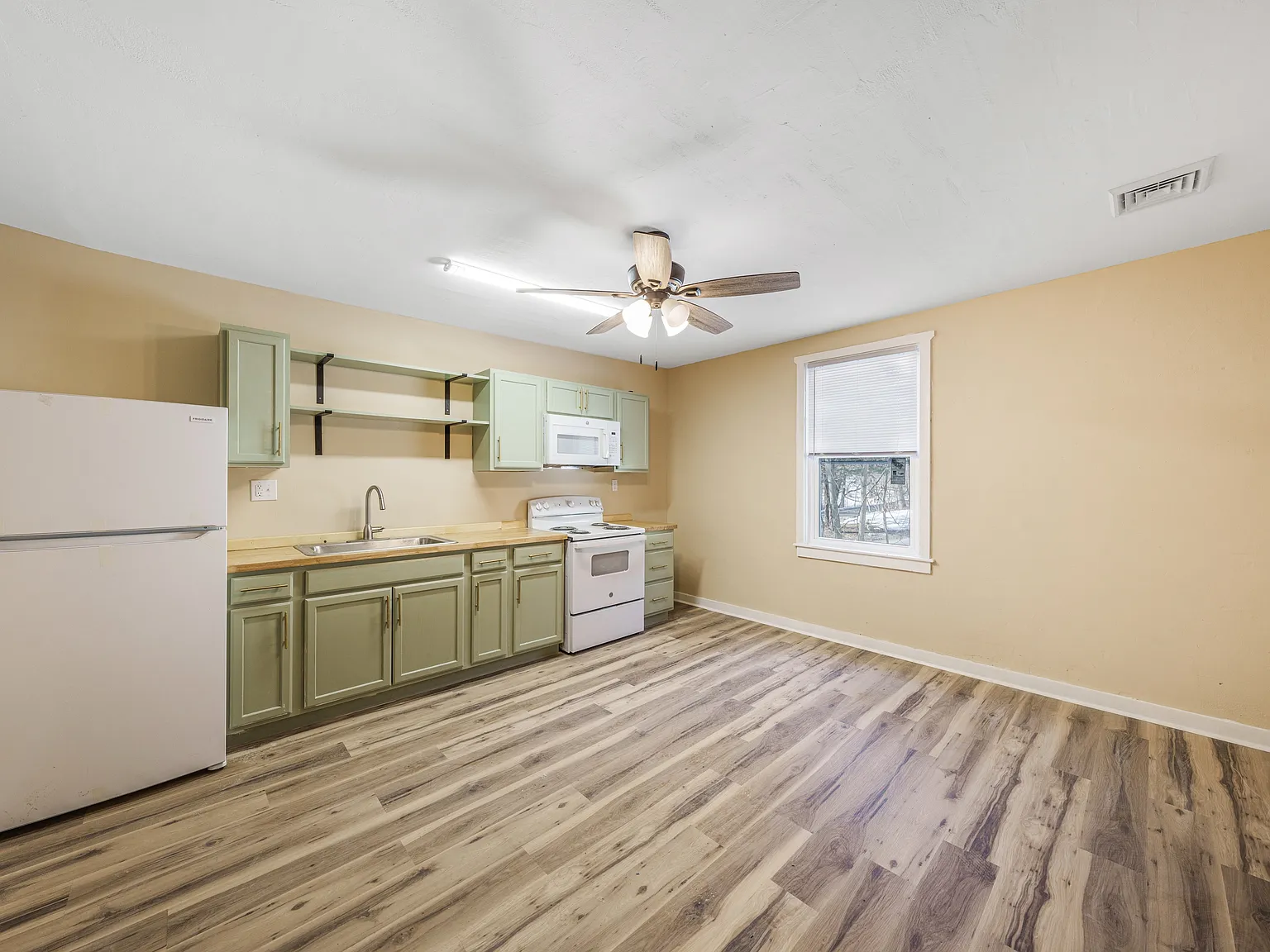 2558 Monocacy Ave — Photo 4