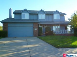 15077 Corby St, Omaha, NE 68116