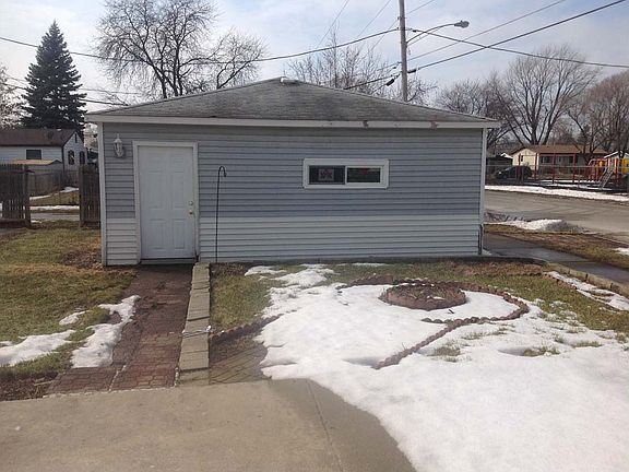 2nd image of 14804 Richmond Ave