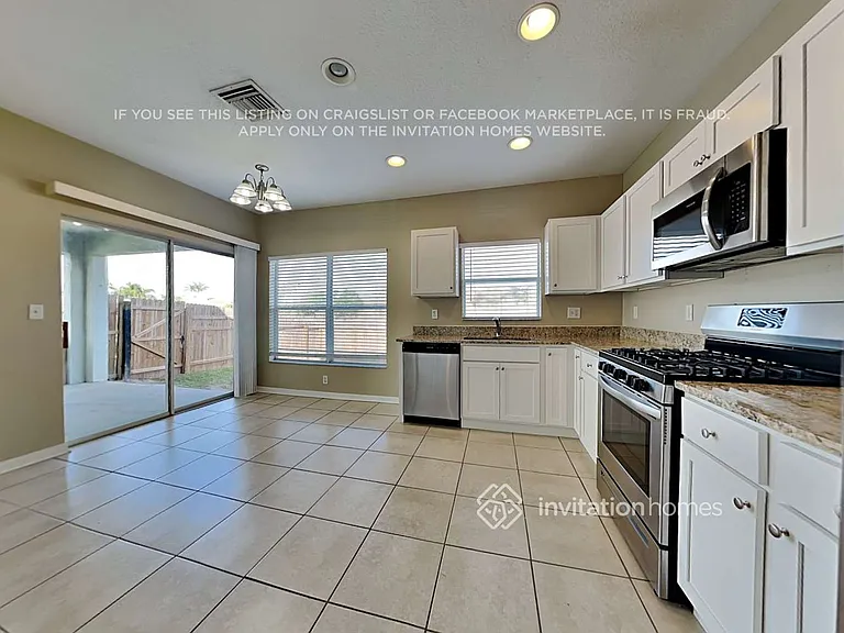 3624 Hunting Creek Loop — Photo 8