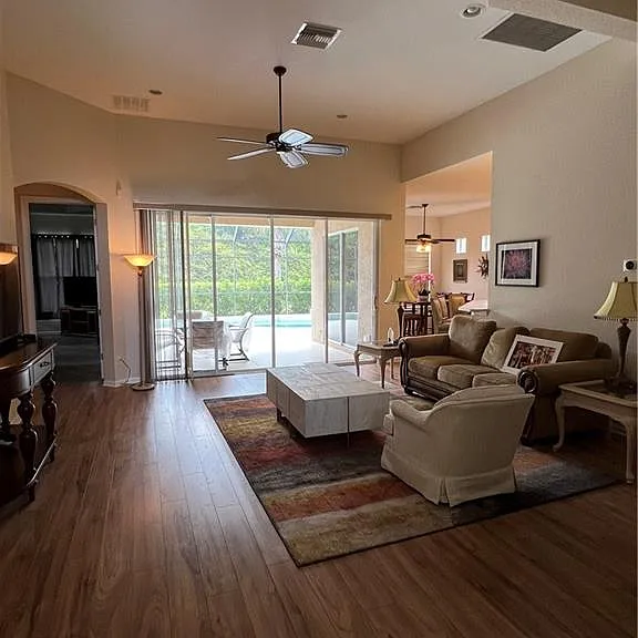 7896 Founders Cir — Photo 3