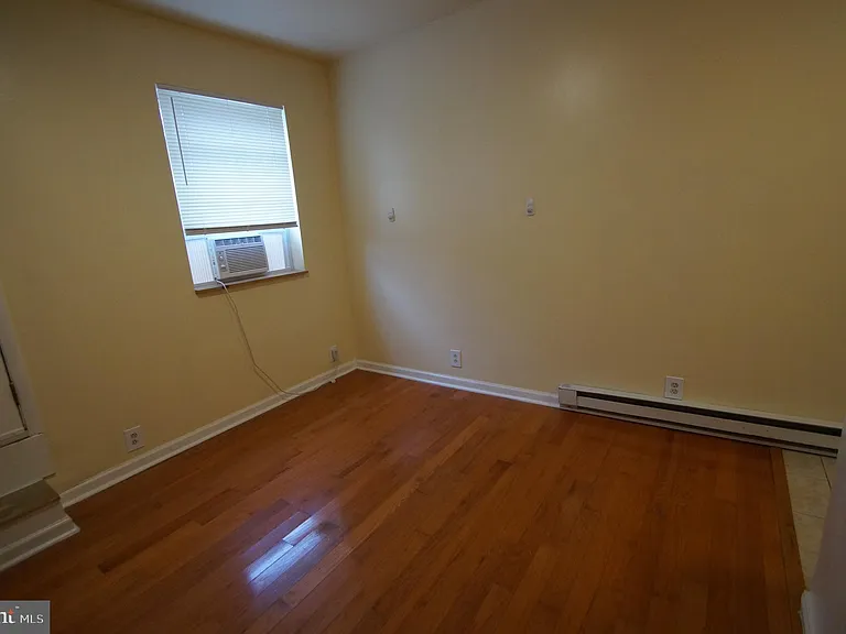 709 S 20th St #2R — Photo 9