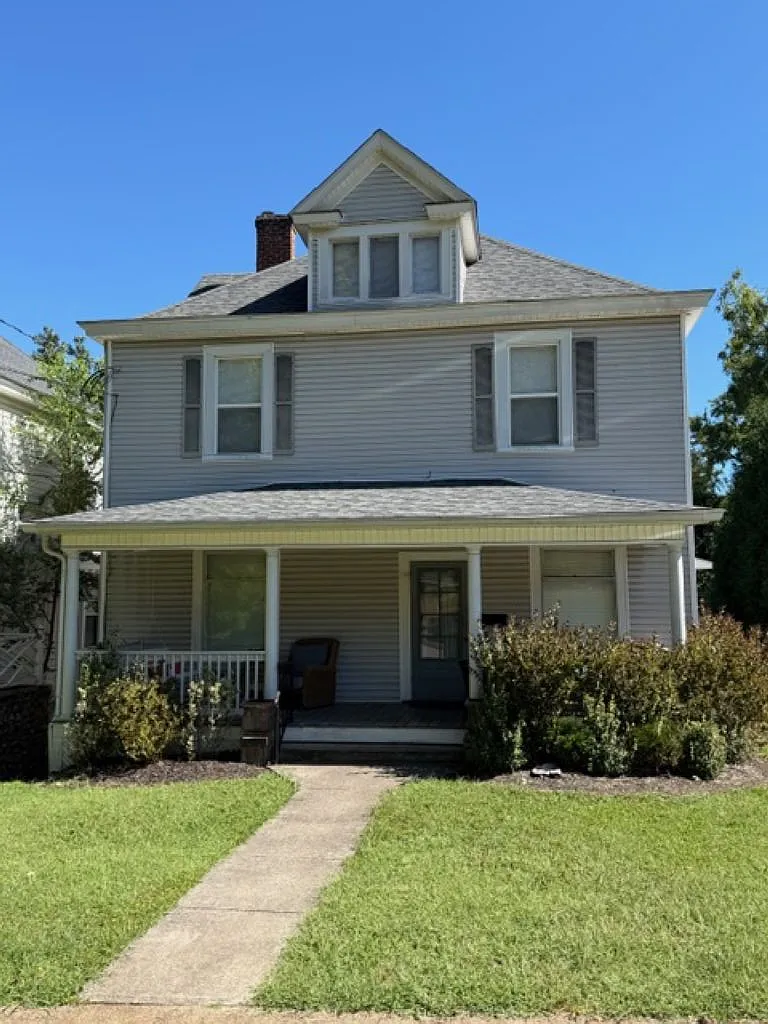 2706 Carolina Ave SW — Photo 1