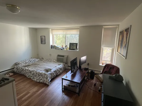 271 Highland Ave #1010, Somerville, MA 02143
