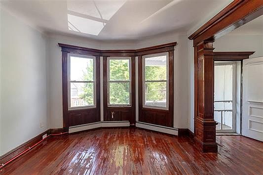 3rd image of 303 Union St Floor 2