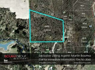 5402 Walsh Rd, Whitmore Lake, MI 48189