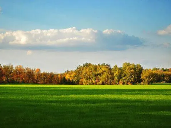 3220 N Hideaway Dr SE, Caledonia, MI 49316