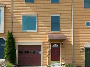 6629 Beach Dr, New Market, MD 21774