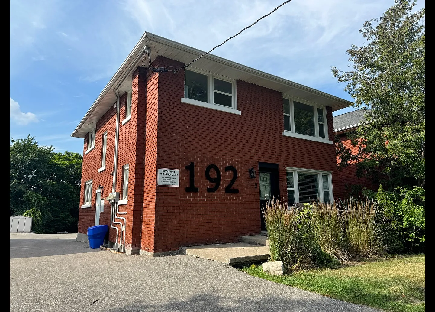 192 Allen Street East Waterloo — Photo 1