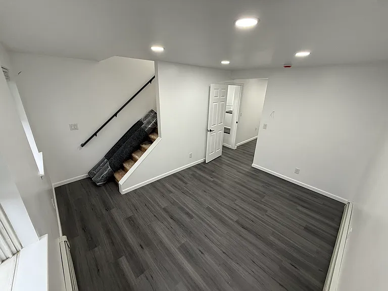 715 W Cedar St #2 — Photo 5