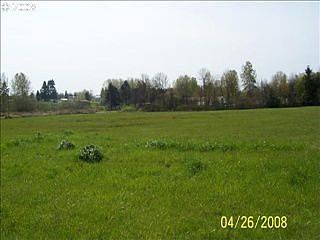 2nd image of 2608 NE 209th St