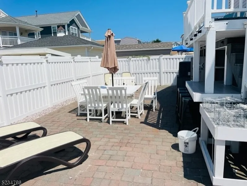 4 bed, 3.0 bath, $3,350 — Photo 4