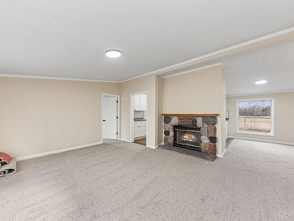 3rd image of 6773 Mount Aire Rd