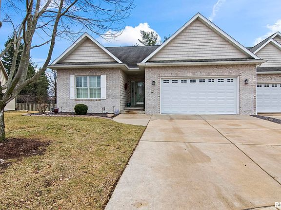 3rd image of 2216 Charlack Ave