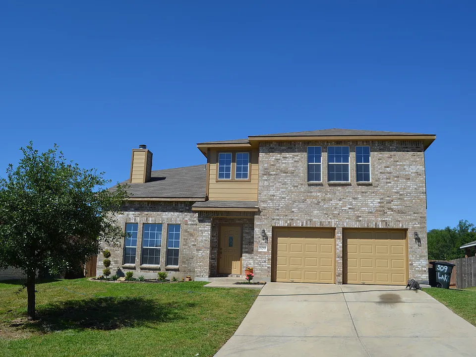 509 Lakota Ln