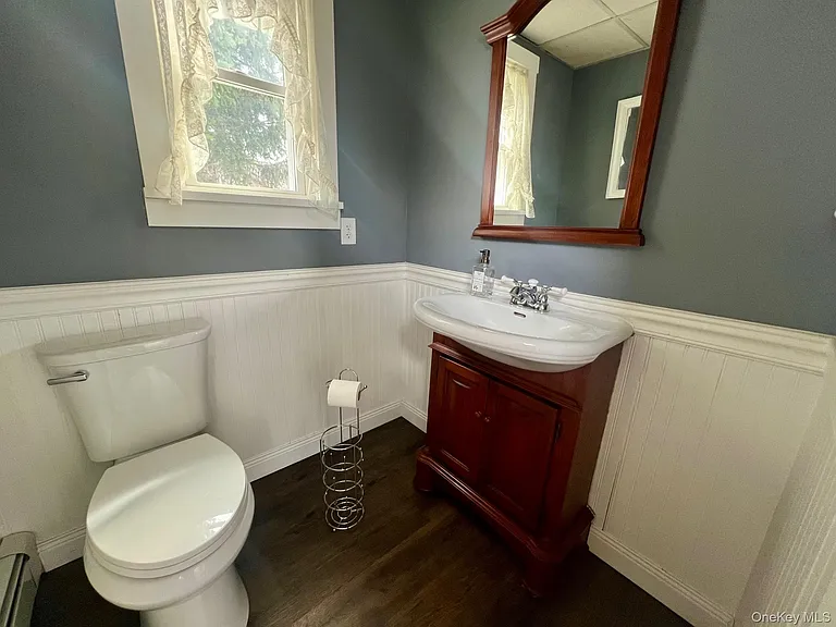 8 Alden Pl — Photo 17