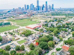 1617 Common St, Houston, TX 77009