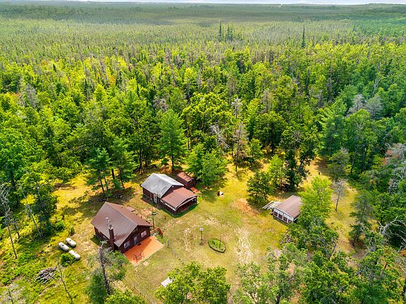 3rd image of 2602 N Red Oak Rd
