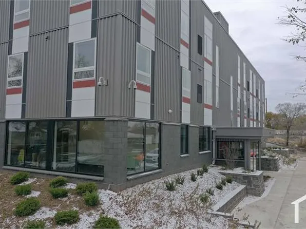 640 24th Ave NE, Minneapolis, MN 55418