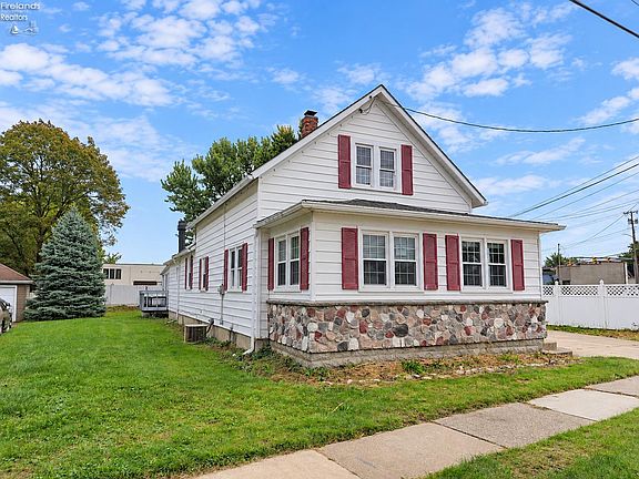 2nd image of 1506 McKinley St
