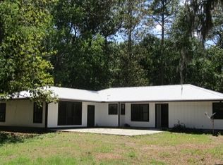 2574 SE Country Club Rd, Lake City, FL 32025