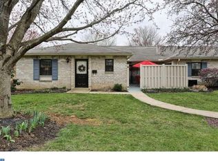 139 Valleybrook Dr, Lancaster, PA 17601