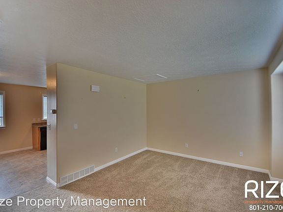 4th image of 5833 S Impressions Dr
