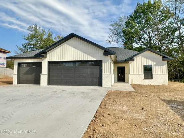 5306 Thornridge Ct, Jefferson City, MO 65109