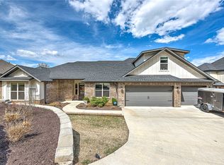 2589 Peck Rd, Pea Ridge, AR 72751