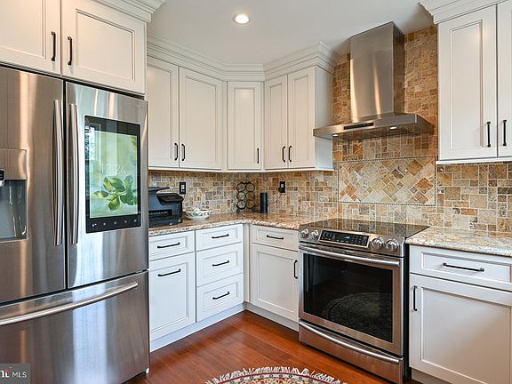 2nd image of 117 Millview Dr