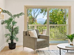 1976 Fairlee Dr, Encinitas, CA 92024