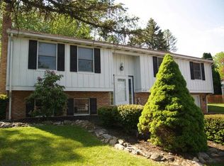1635 Circleville Rd, State College, PA 16803