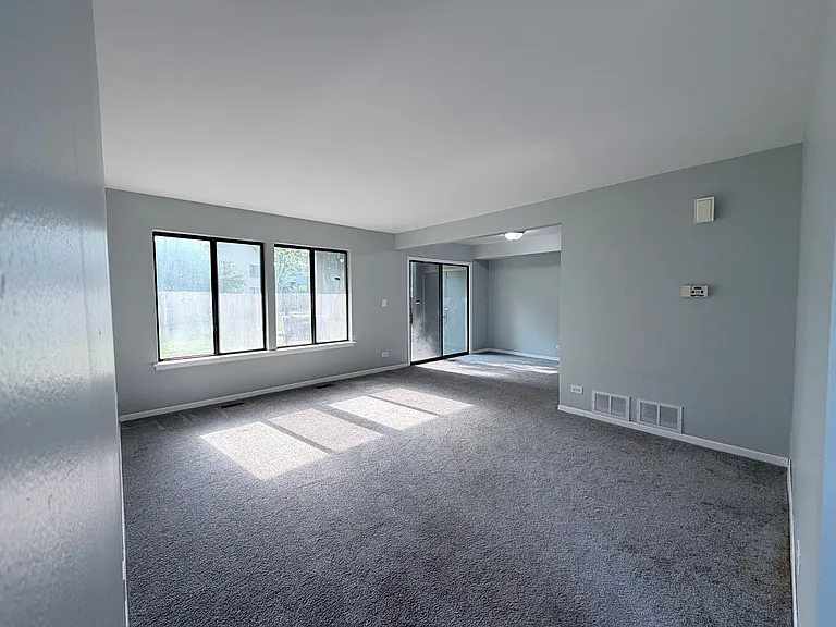 2 Elm Ct — Photo 3