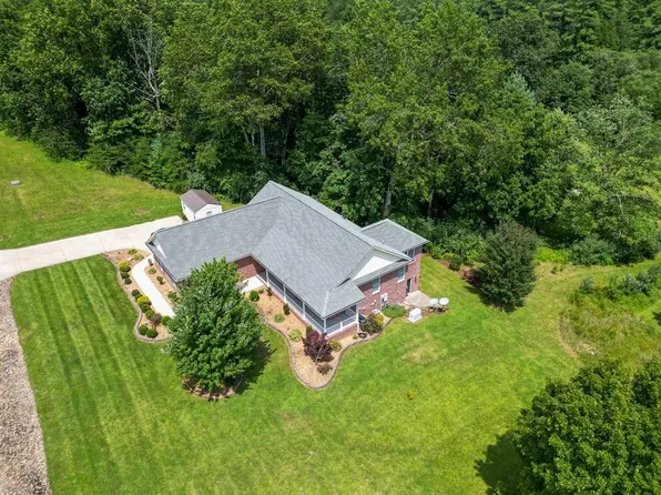 229 Daddys Creek Trl, Crossville, TN 38555