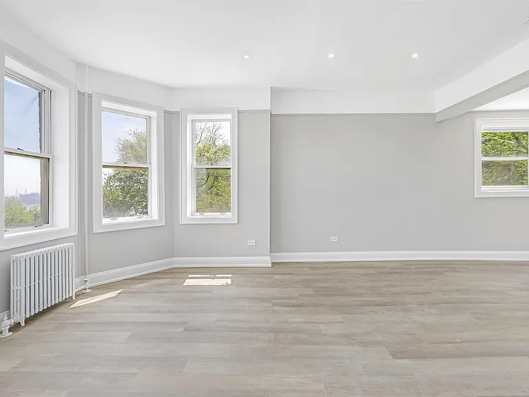 935 Boulevard E #2 — Photo 5