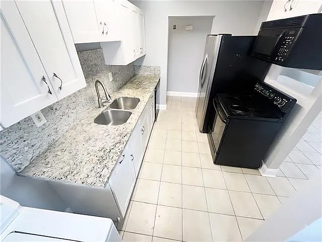 351 Glen Della Dr — Photo 4
