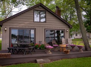 10910 Shady Lane Dr, Middleville, MI 49333