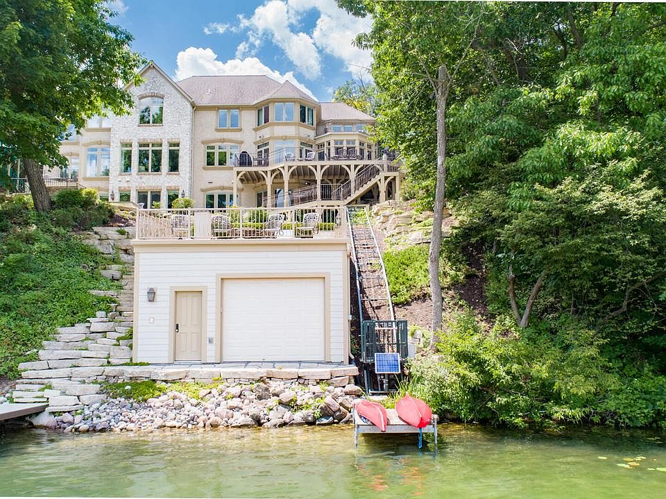 34360 Valley ROAD, Oconomowoc, WI 53066 MLS 1841743 Zillow