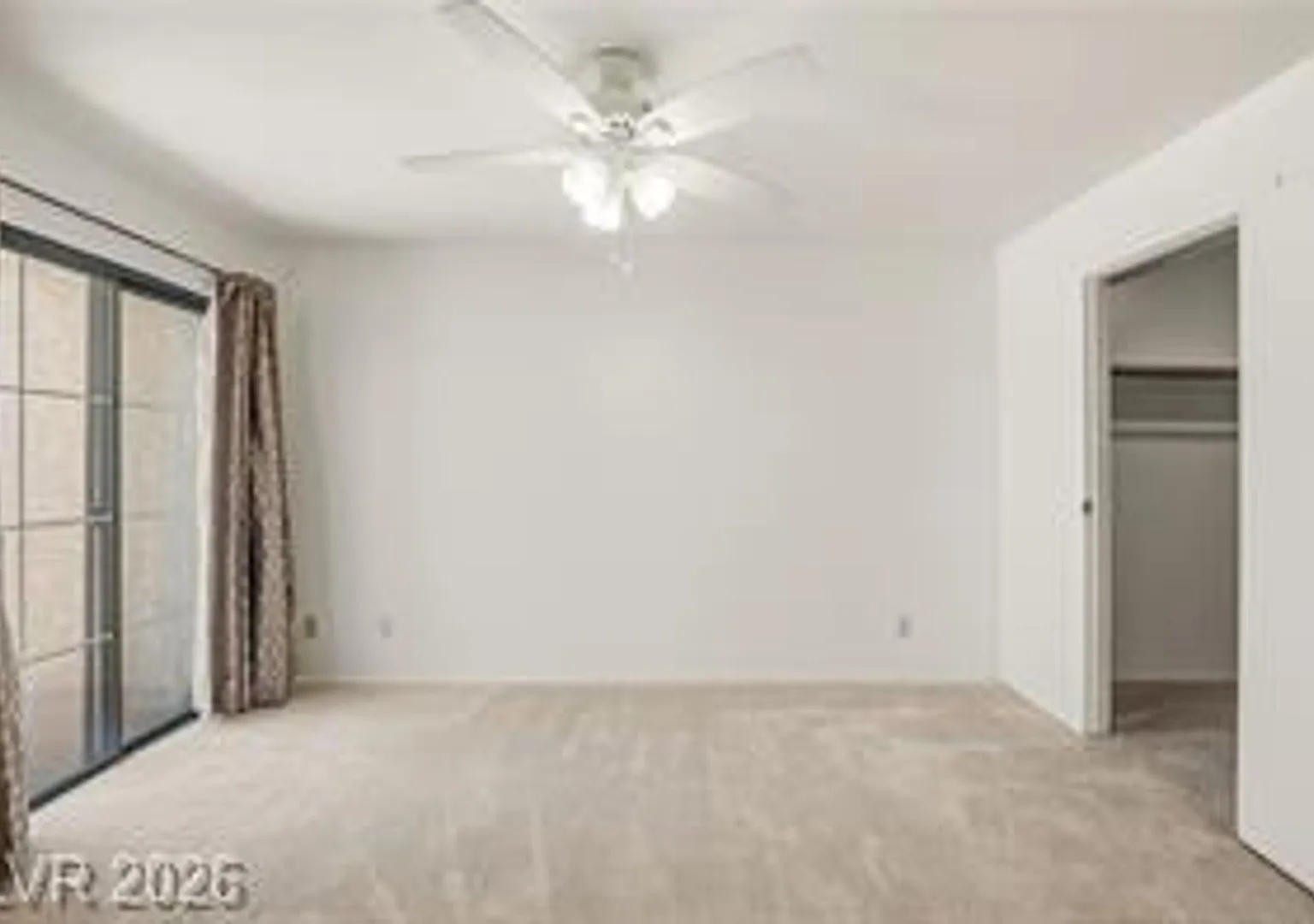 2 Bedroom Condo located in Las Palmas — Photo 4