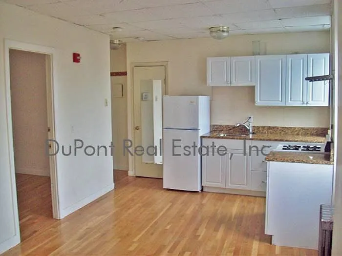 9 Prince St #5 — Photo 5