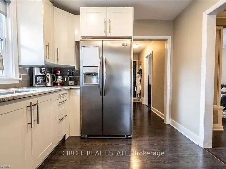 4 Chelsea St — Photo 3