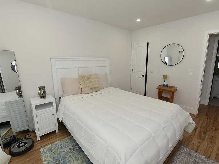 112 Salisbury E #E — Photo 17