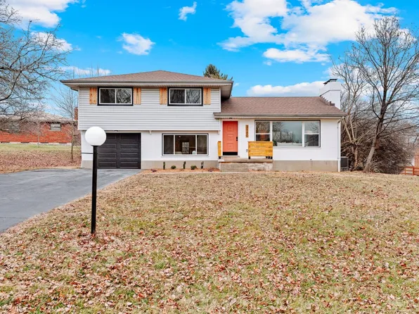 2580 Cranbrook Dr, Cincinnati, OH 45231