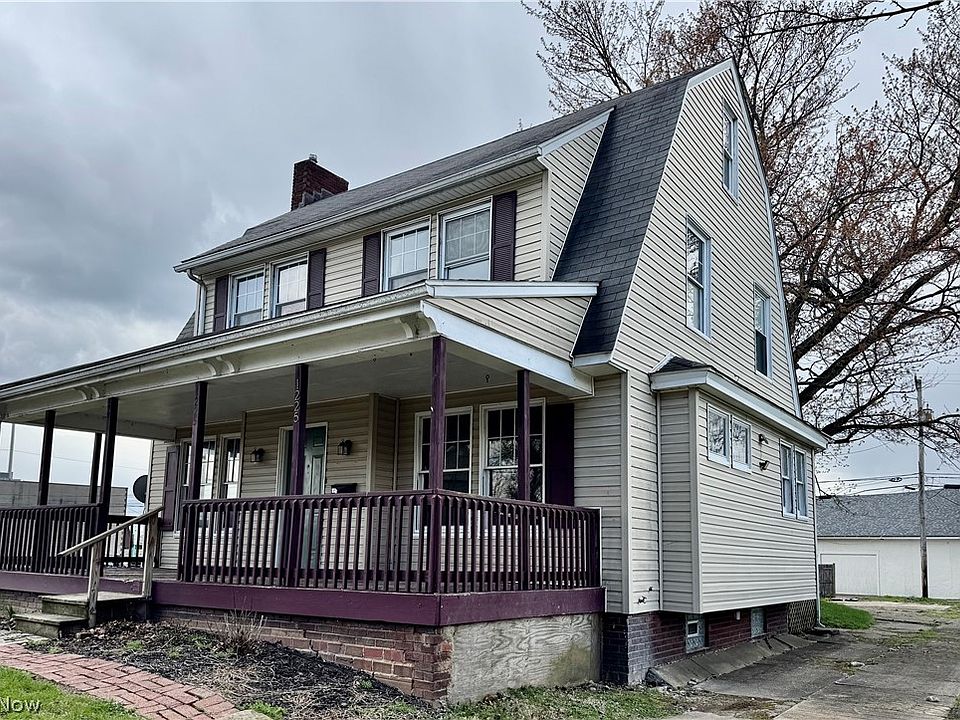 1st image of 1225 Woodland Ave NW
